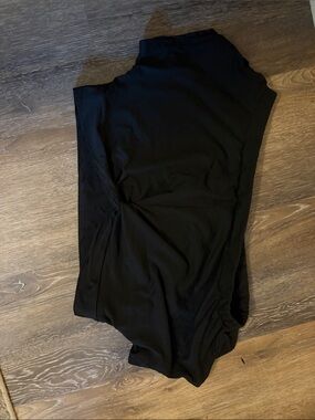 Black Twist-Detail Crop Top for Women